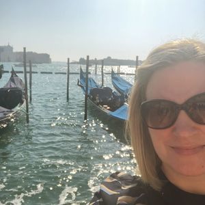 Meet your Posher, Rachel